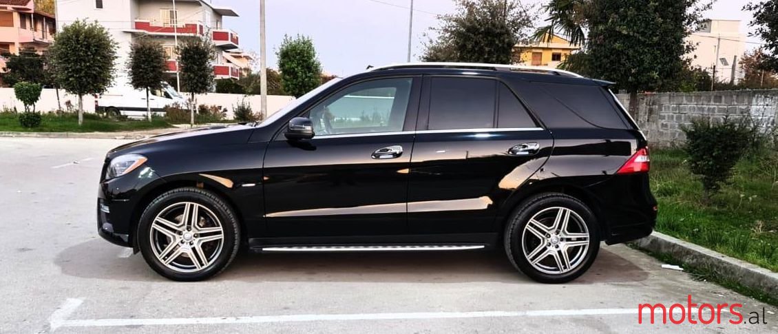 2013' Mercedes-Benz ML 350 photo #1