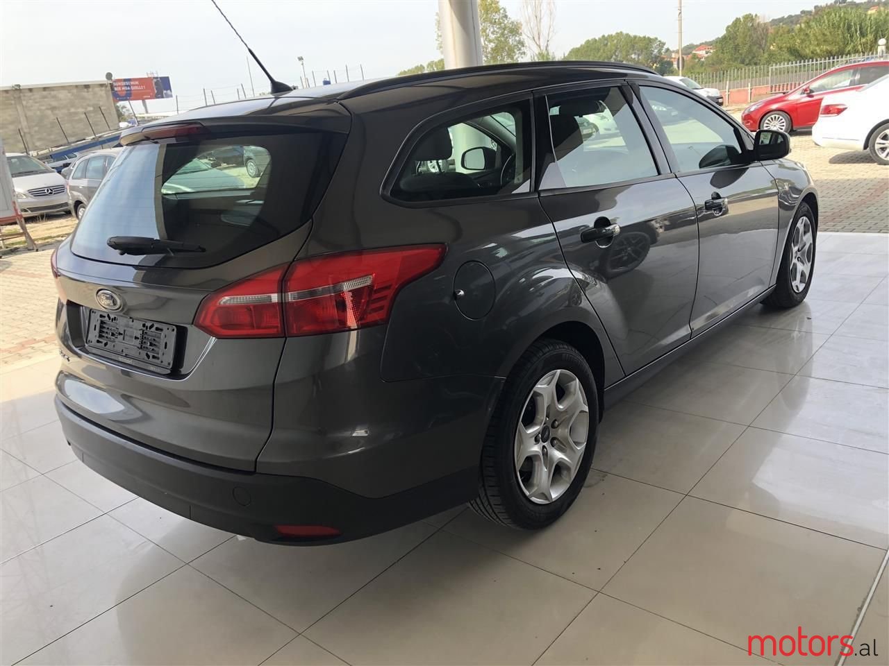 2016' Ford Focus photo #5