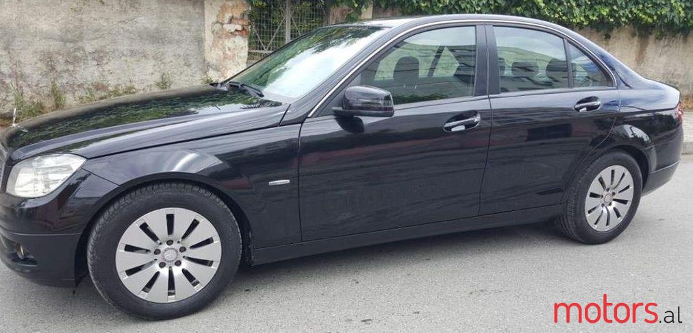 2011' Mercedes-Benz C 200 photo #1