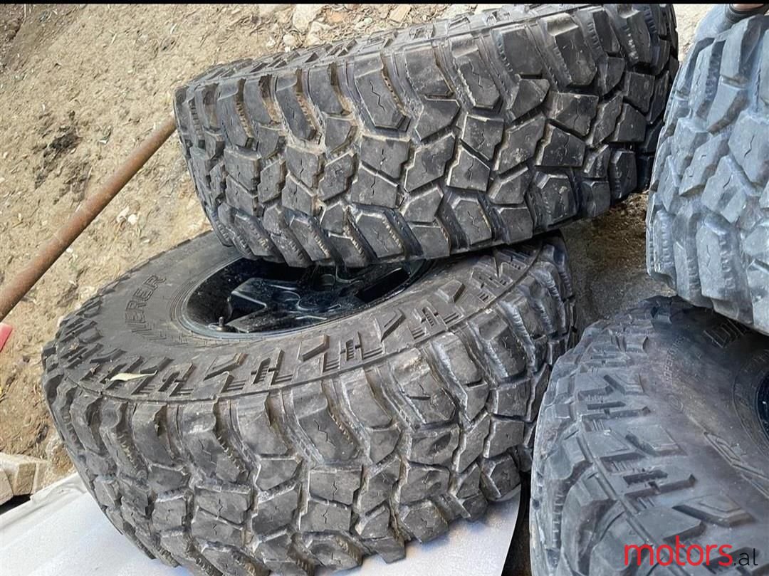 2012' Jeep Wrangler photo #2