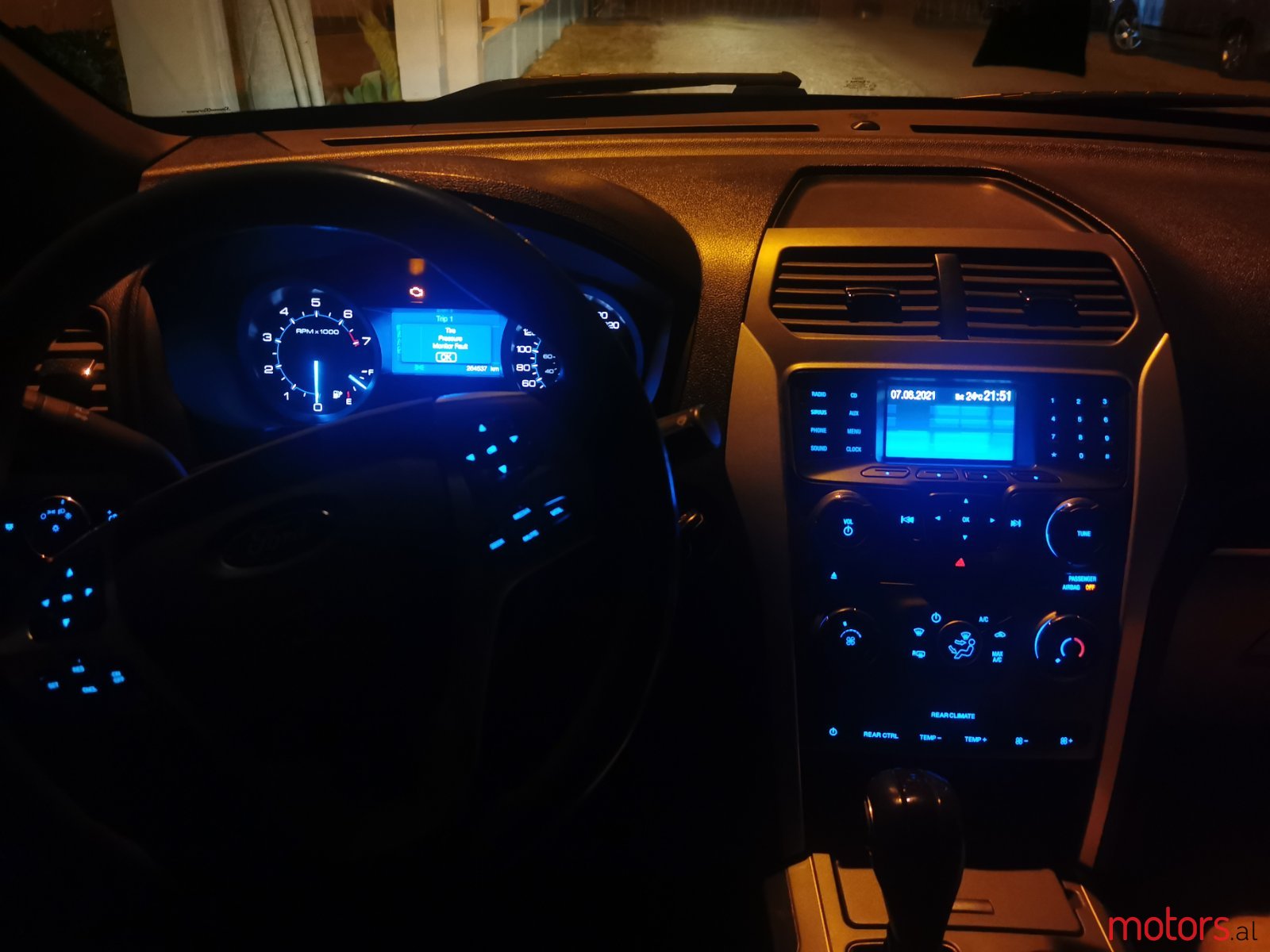 2014' Ford Explorer photo #6