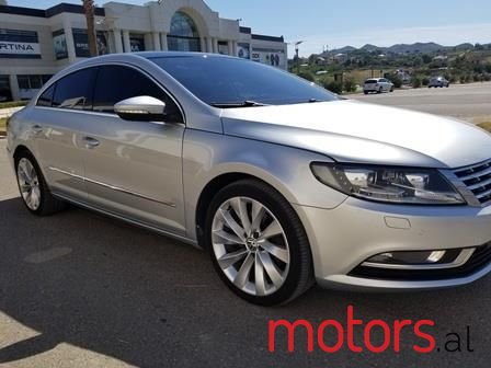 2012' Volkswagen Passat photo #2