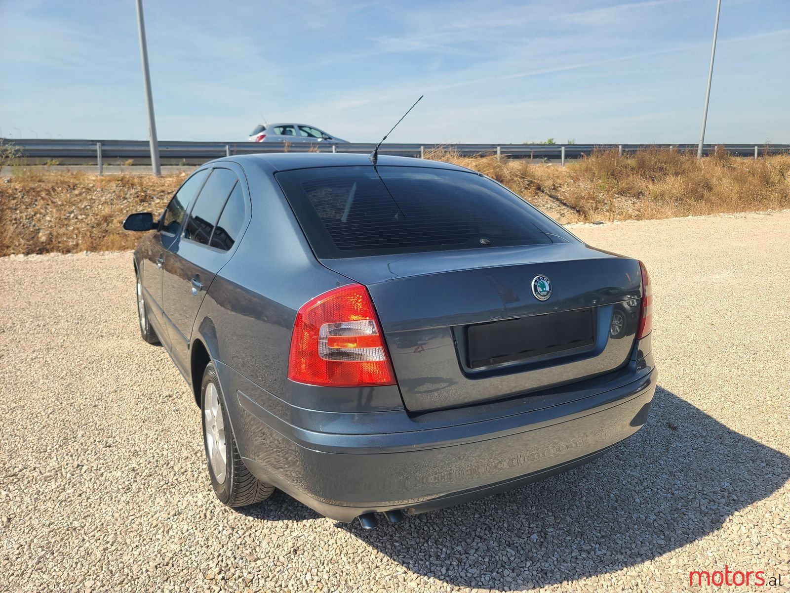 2006' Skoda Octavia photo #2