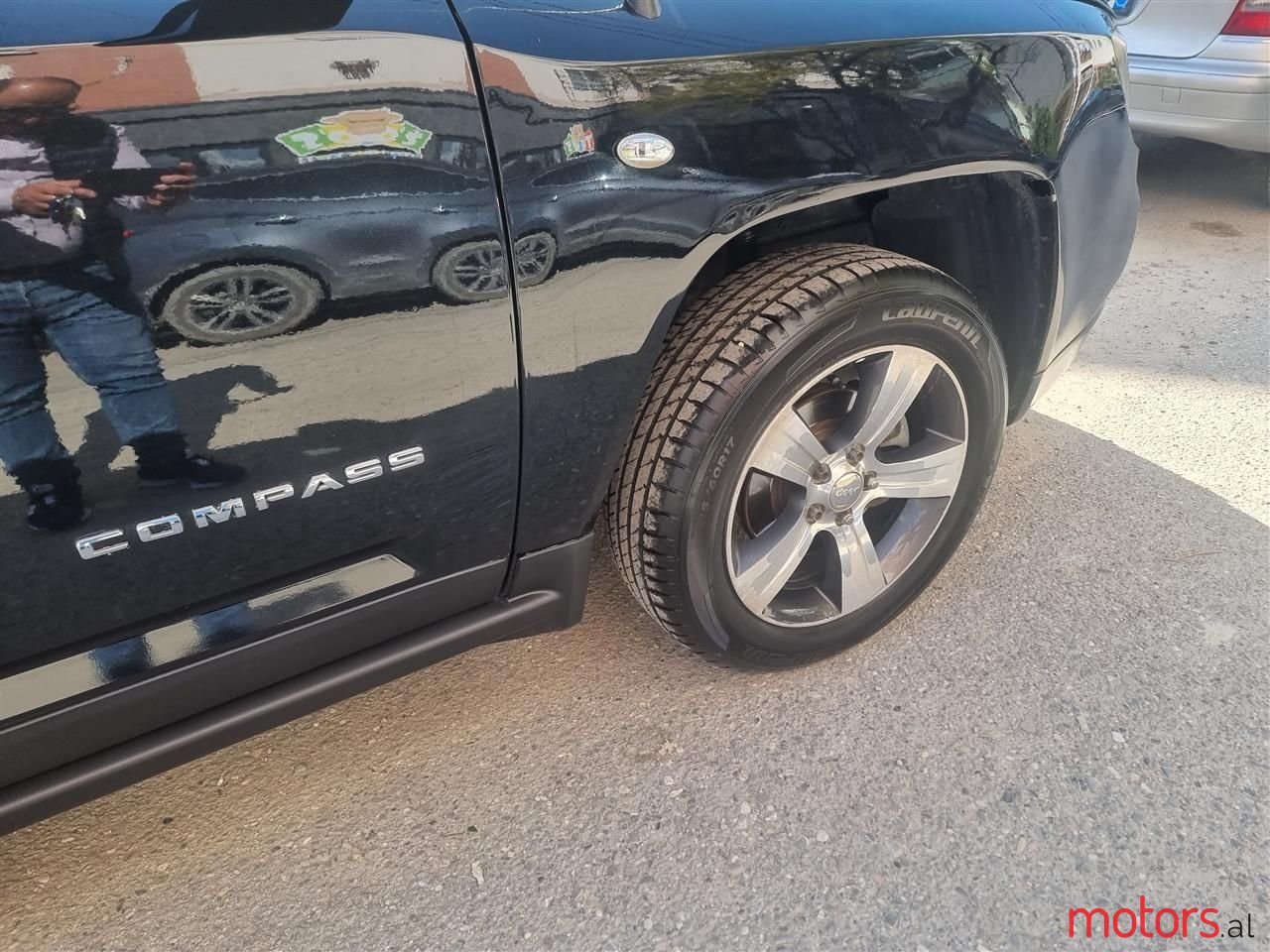 2016' Jeep Compass photo #4