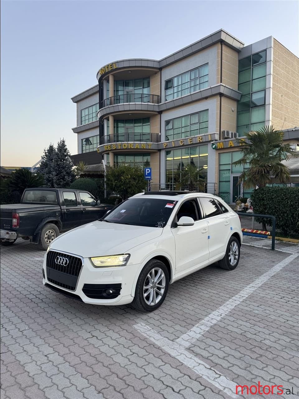 2013' Audi Q3 photo #5