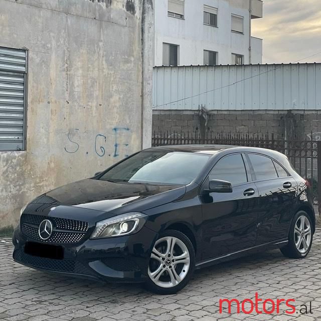 2013' Mercedes-Benz A 180 photo #1