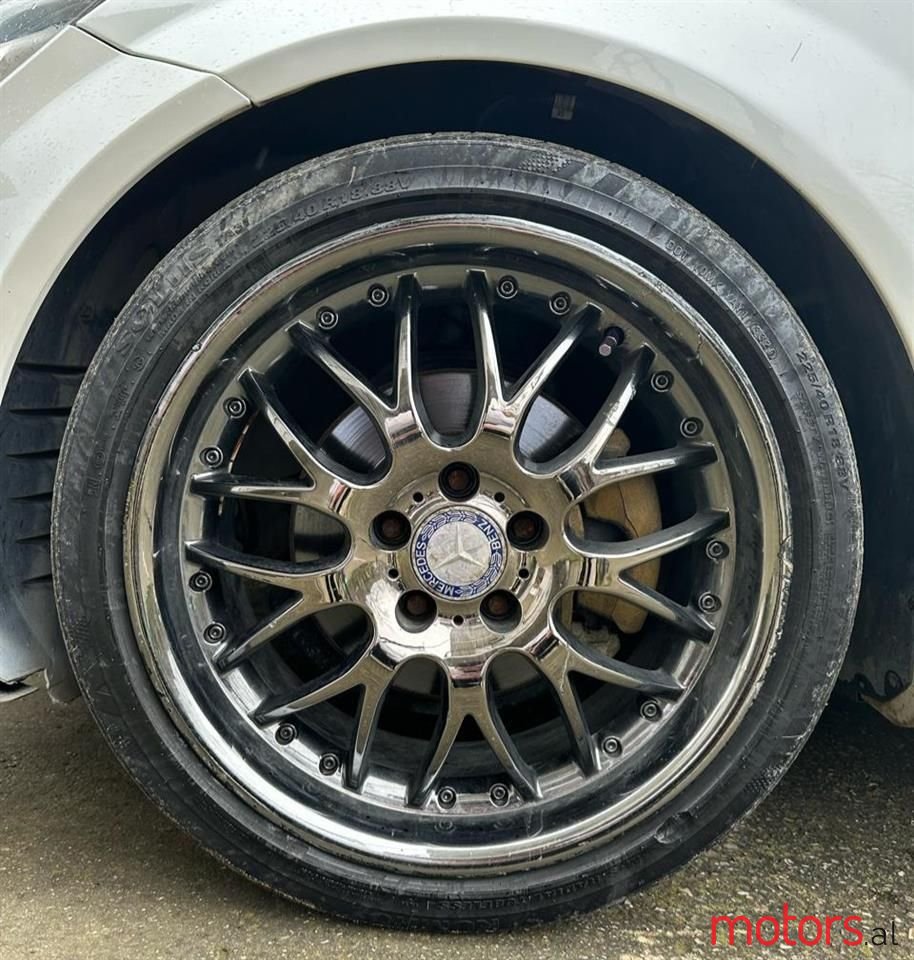 2012' Mercedes-Benz C 220 photo #4