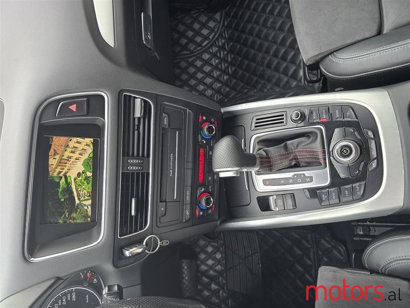 2009' Audi Q5 photo #3