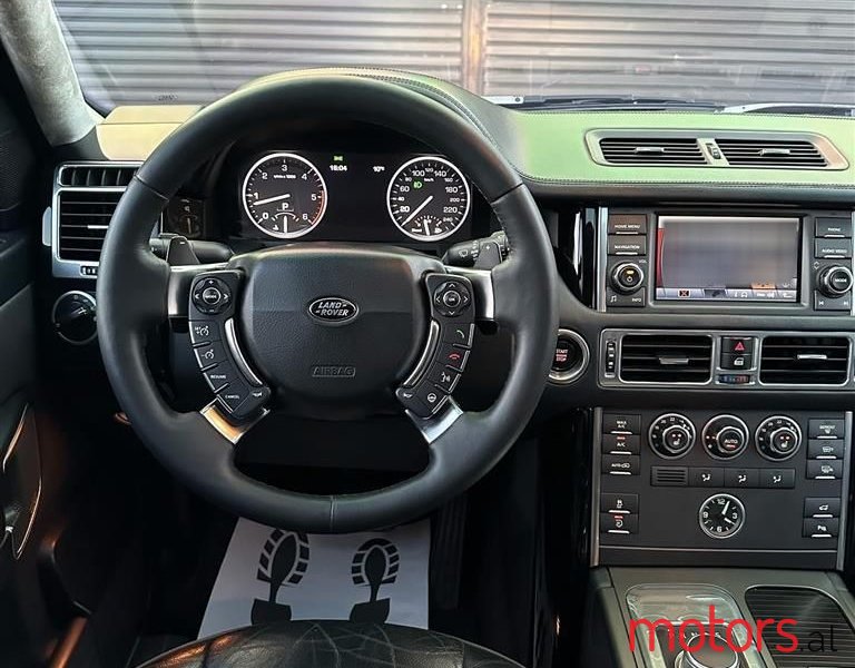 2011' Land Rover Range Rover photo #3