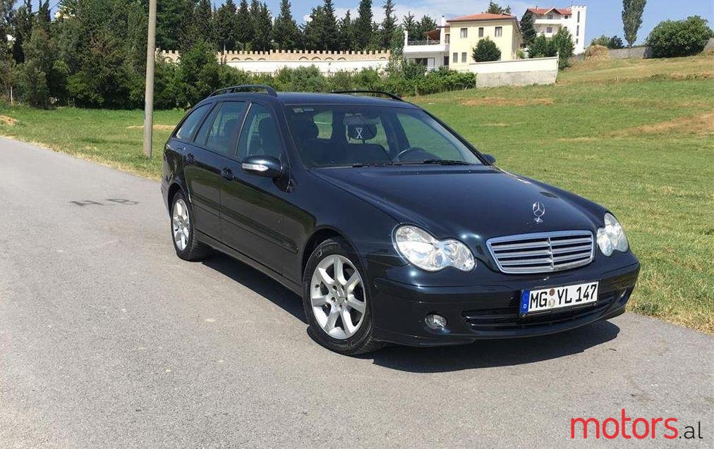 2005' Mercedes-Benz C 220 photo #1