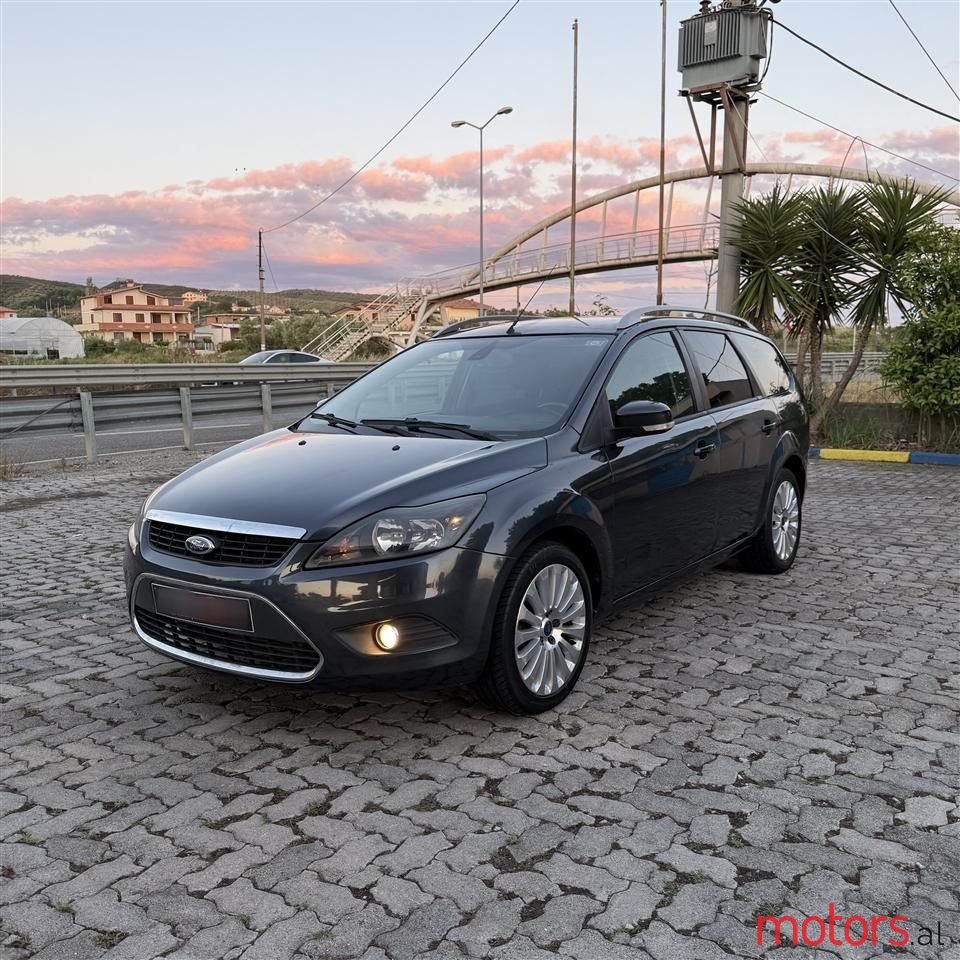 2009' Ford Focus photo #1