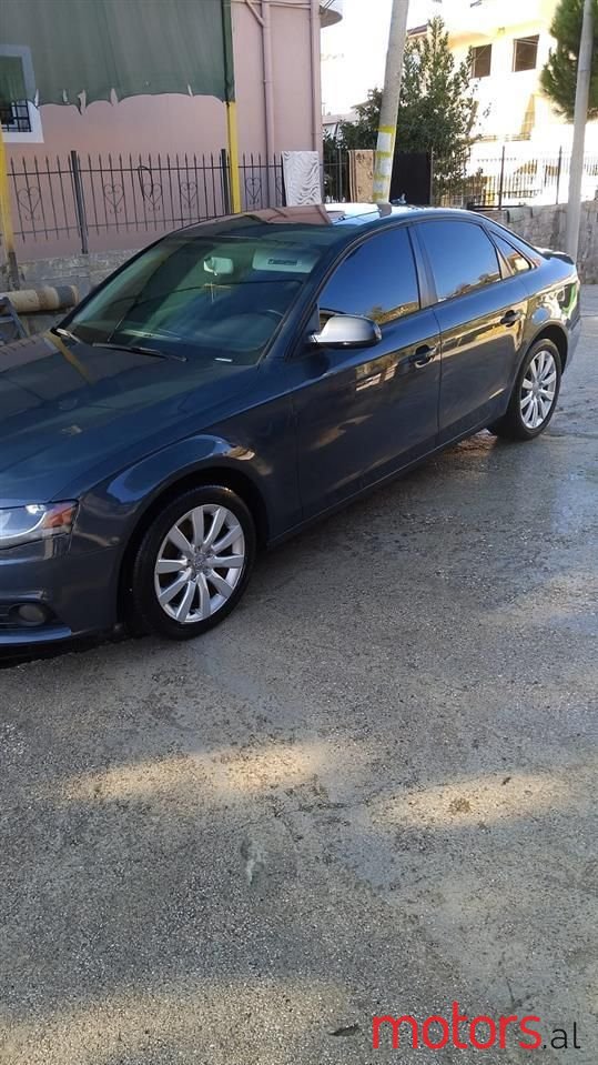 2010' Audi A4 photo #3