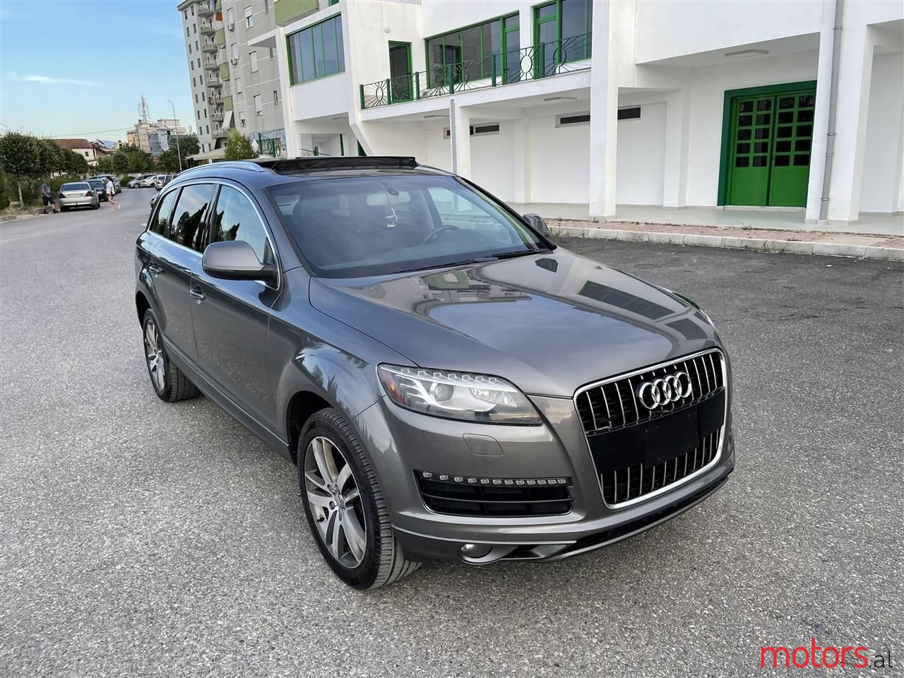 2010' Audi Q7 photo #2