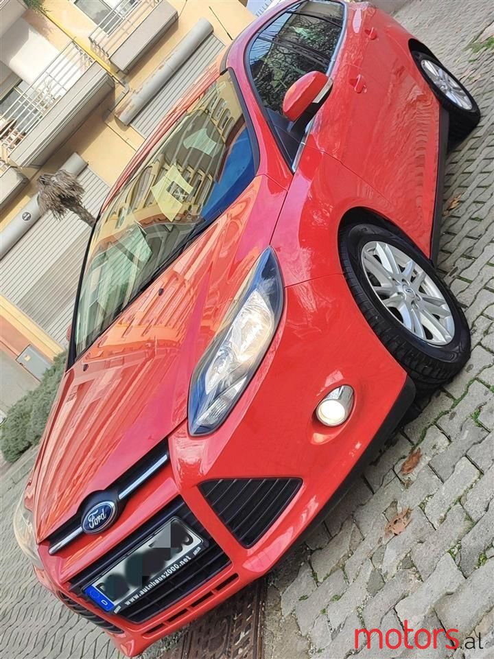 2012' Ford Focus photo #1