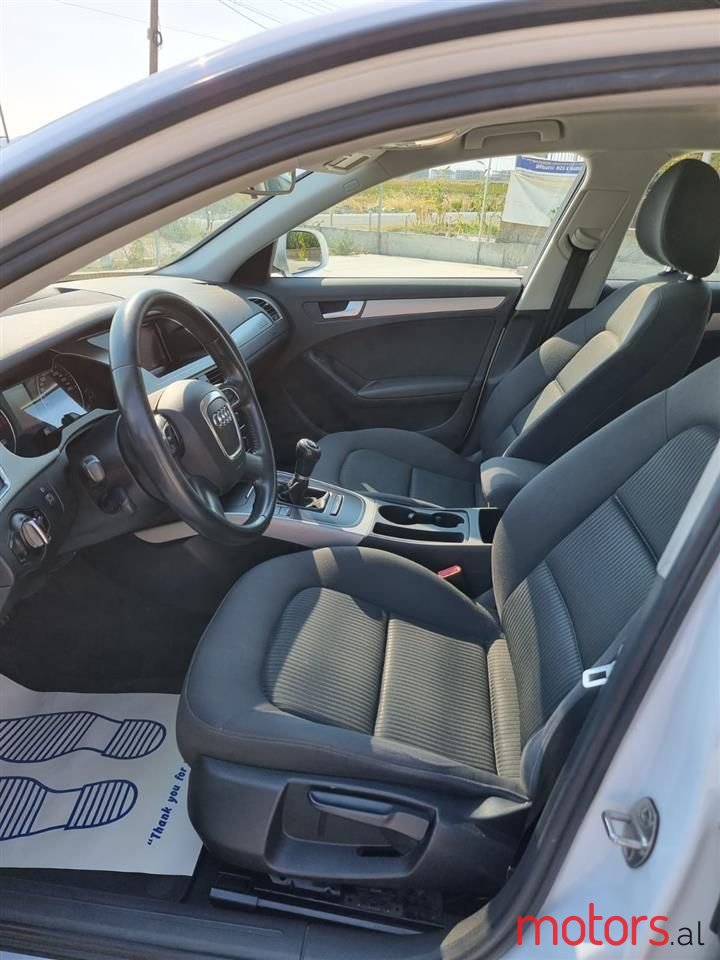 2011' Audi A4 photo #5