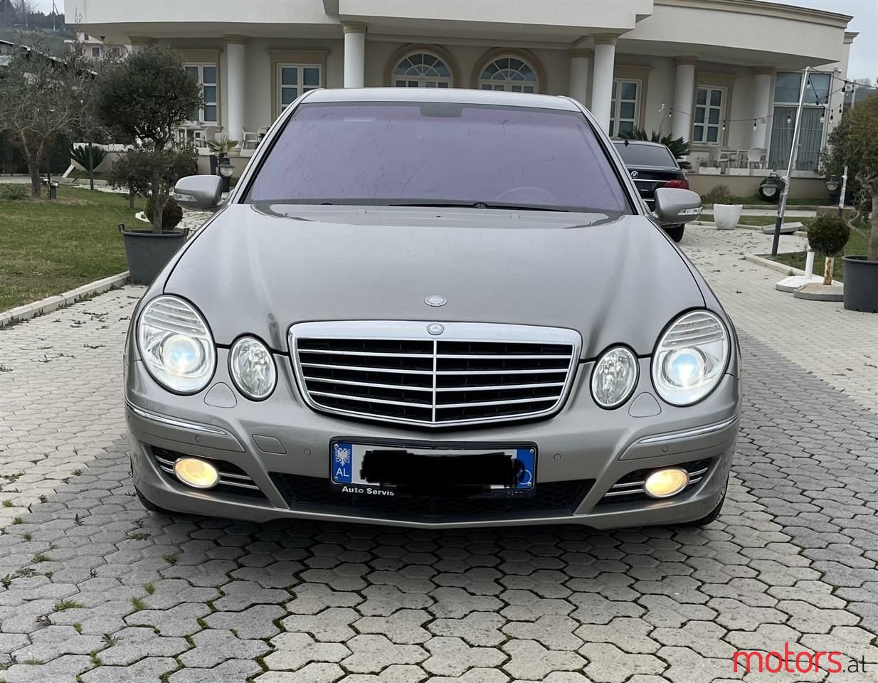 2008' Mercedes-Benz E 320 photo #2