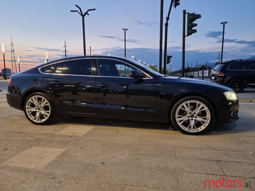 2010' Audi A5 photo #5