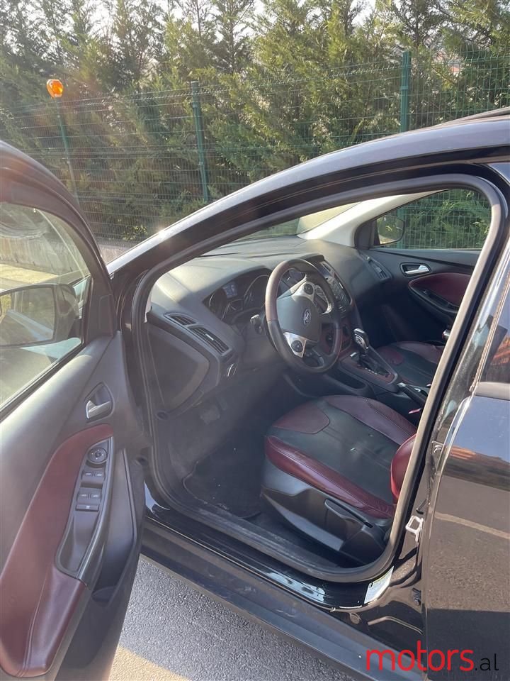 2013' Ford Focus photo #3