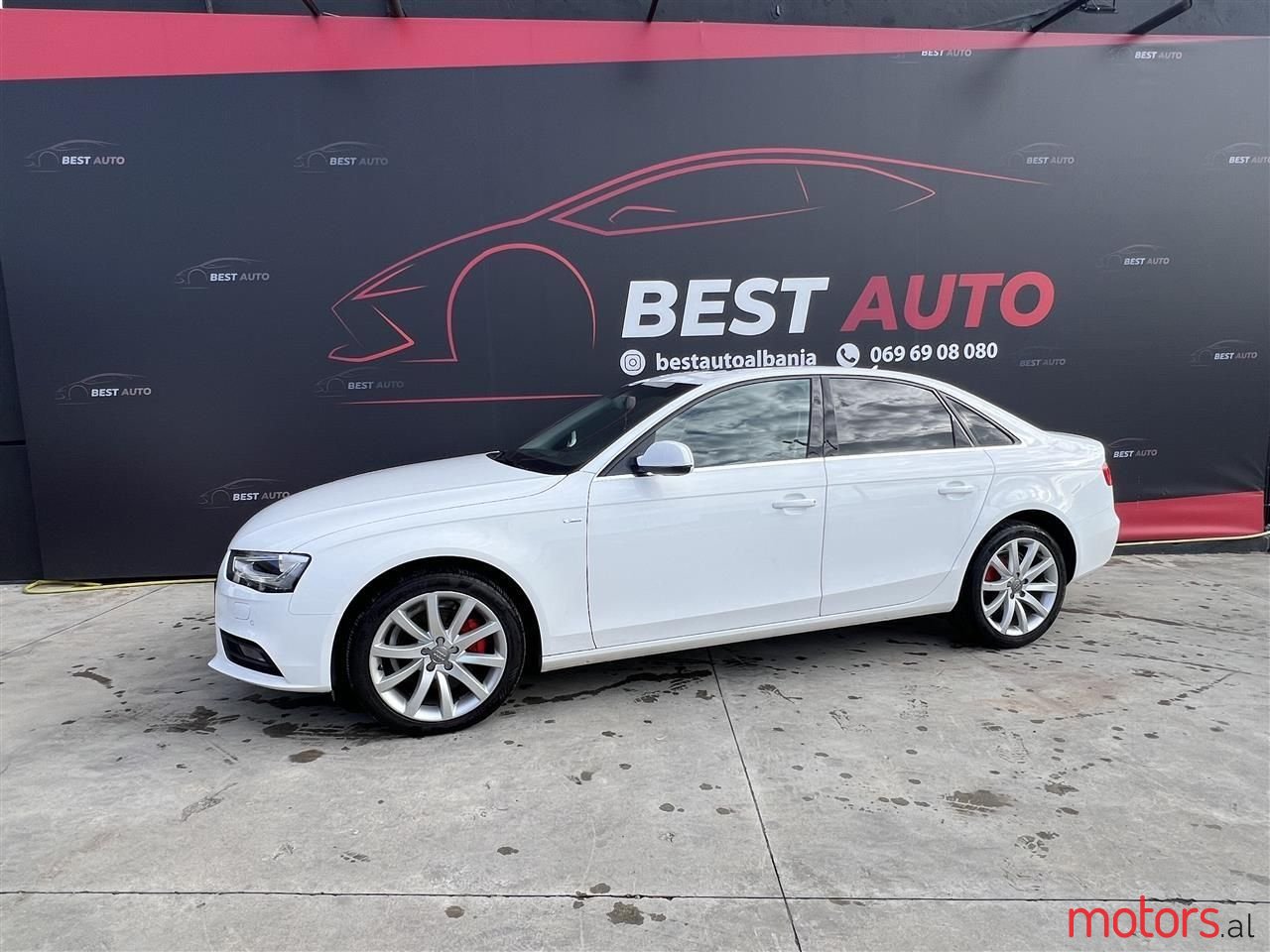 2013' Audi A4 photo #1