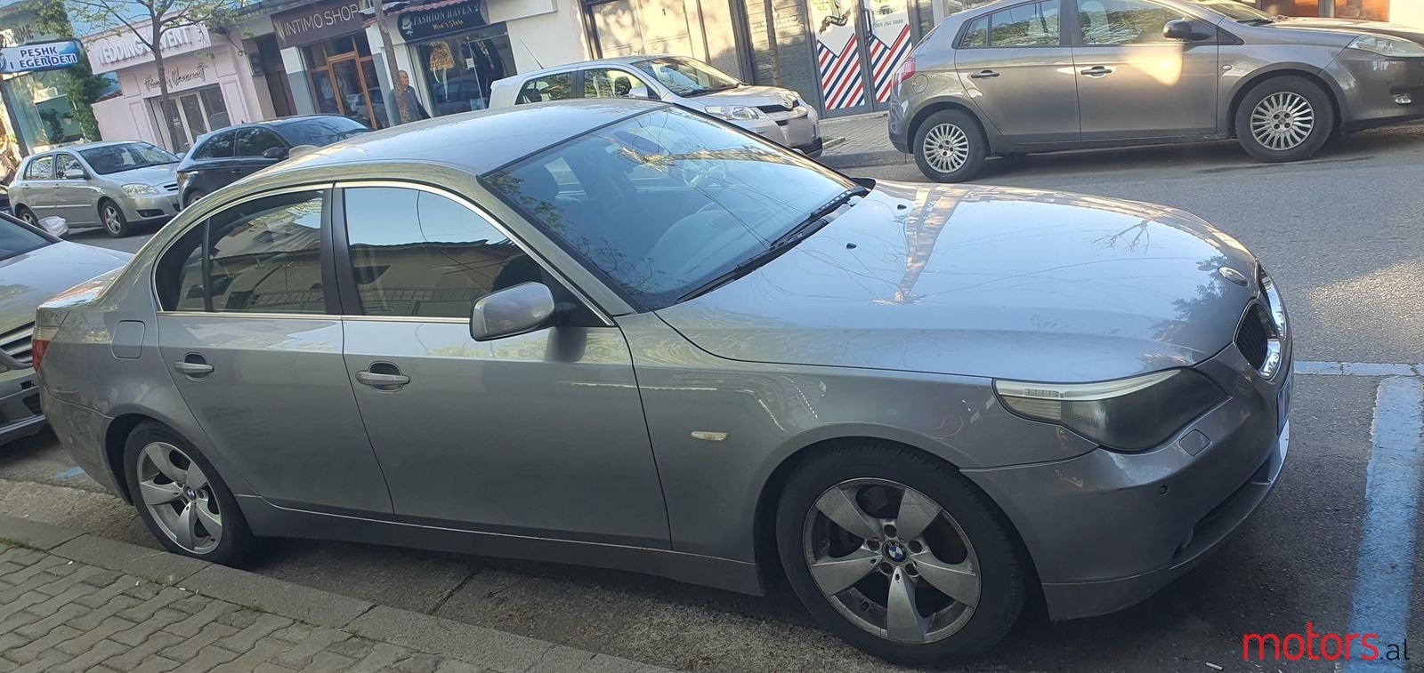 2003' BMW 525 photo #3