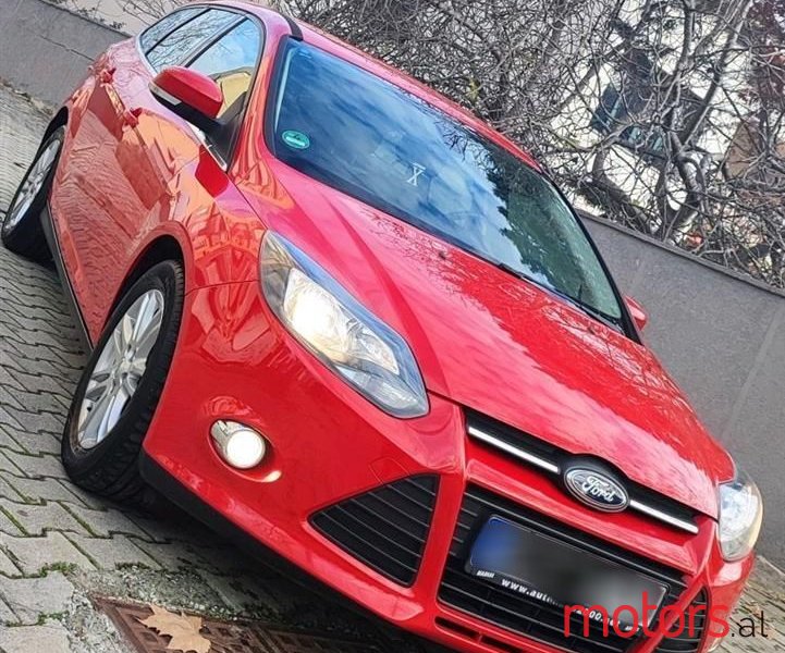 2012' Ford Focus photo #5