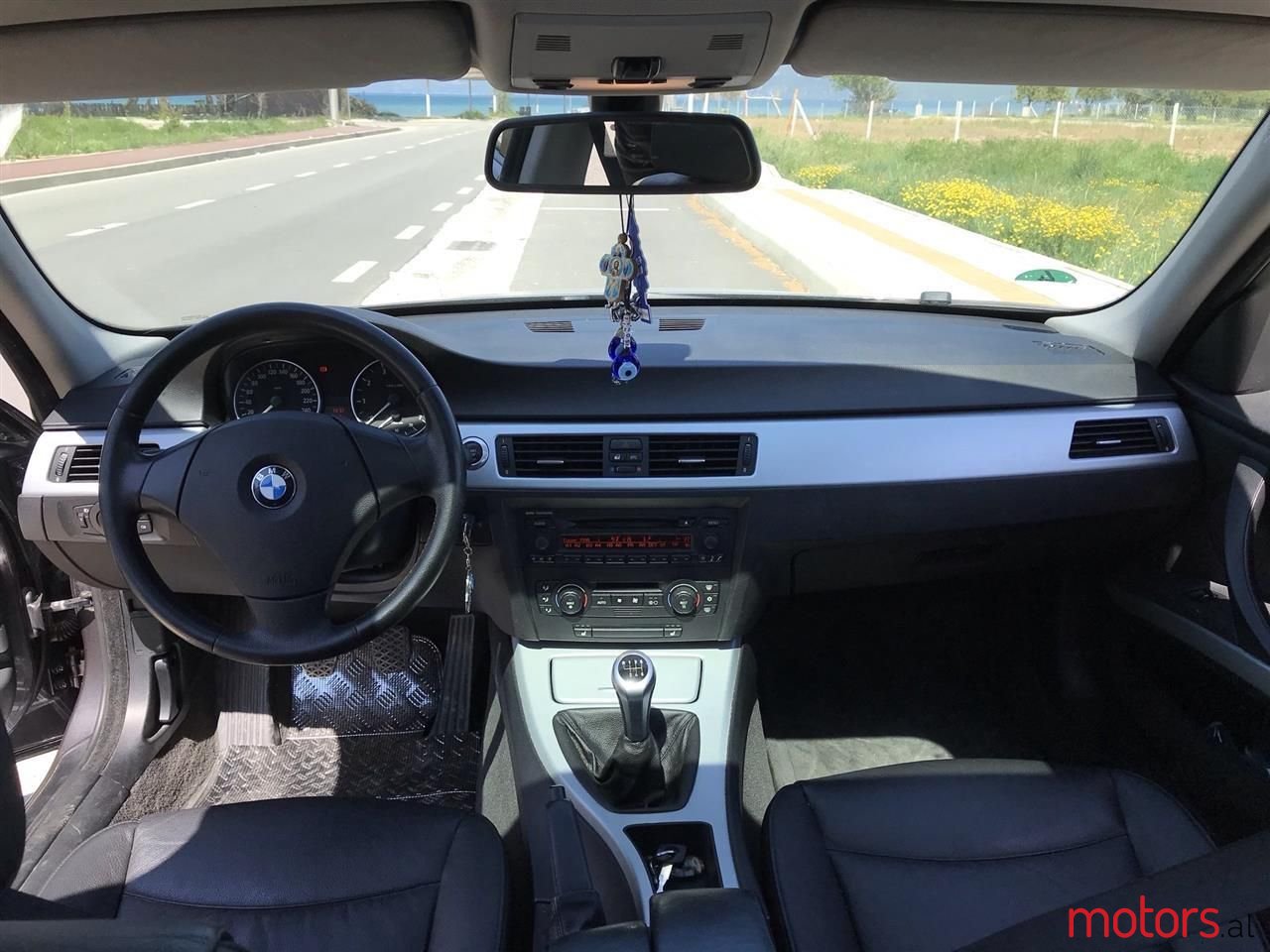 2006' BMW 320 photo #4