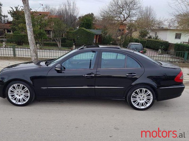 2008' Mercedes-Benz E 280 photo #1