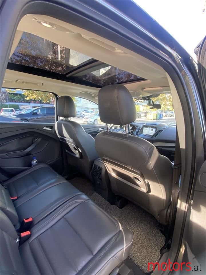 2017' Ford Kuga photo #3