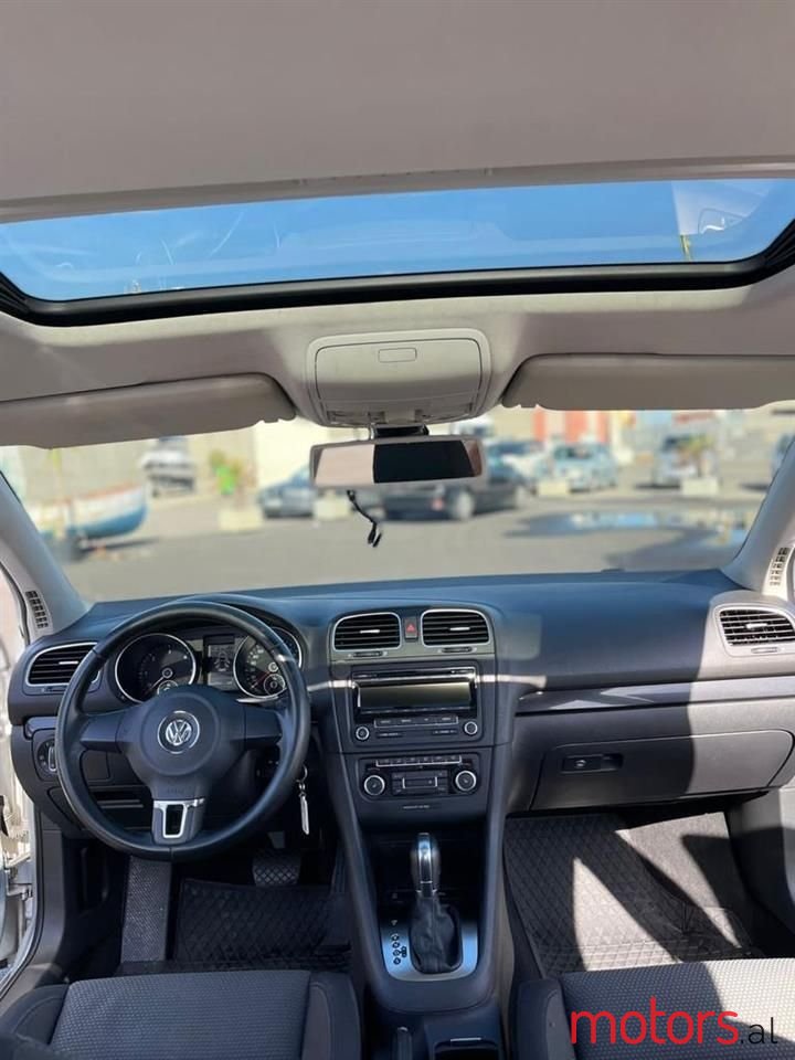 2012' Volkswagen Golf photo #4