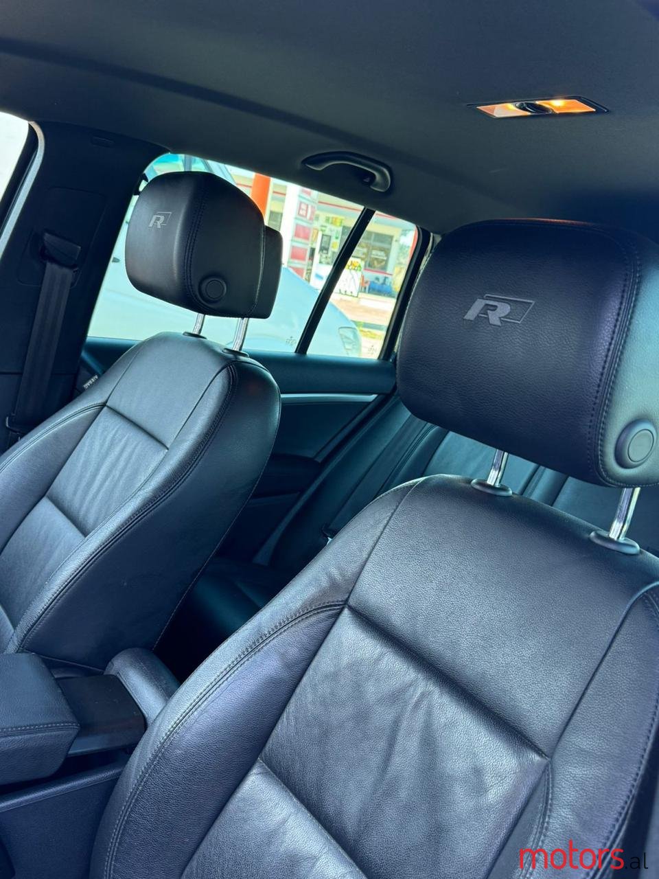 2012' Volkswagen Tiguan R-Line photo #4