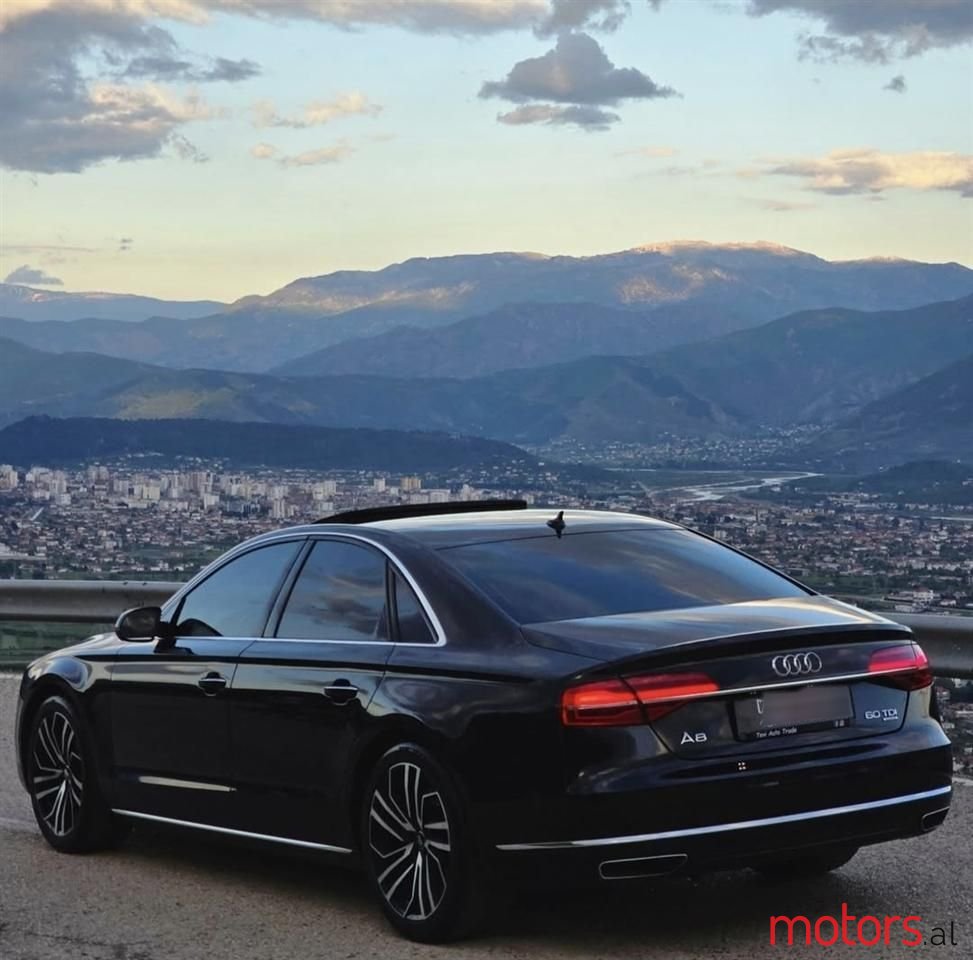2015' Audi A8 photo #6