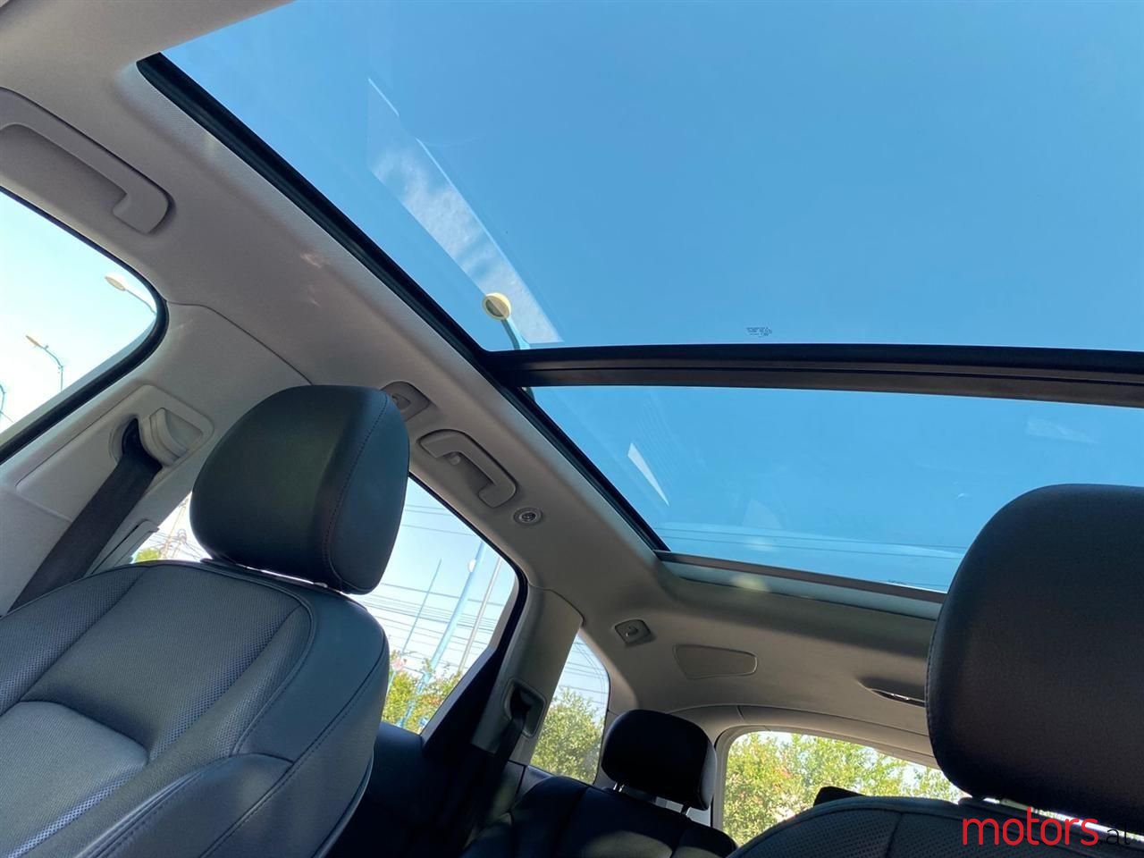 2018' Audi Q7 photo #2