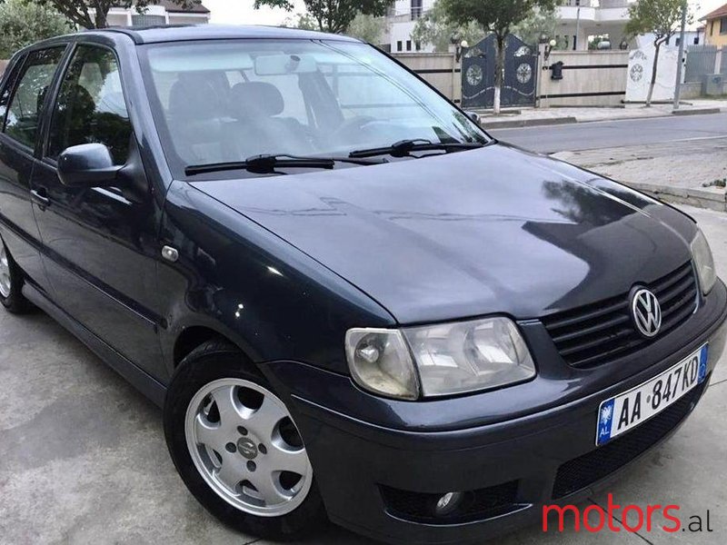 2001' Volkswagen Polo photo #1