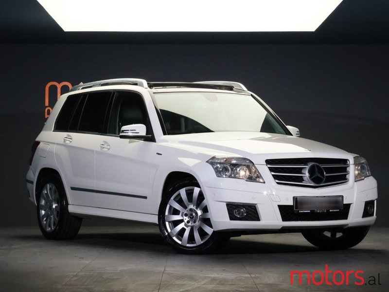 2010' Mercedes-Benz GLK 220 photo #1