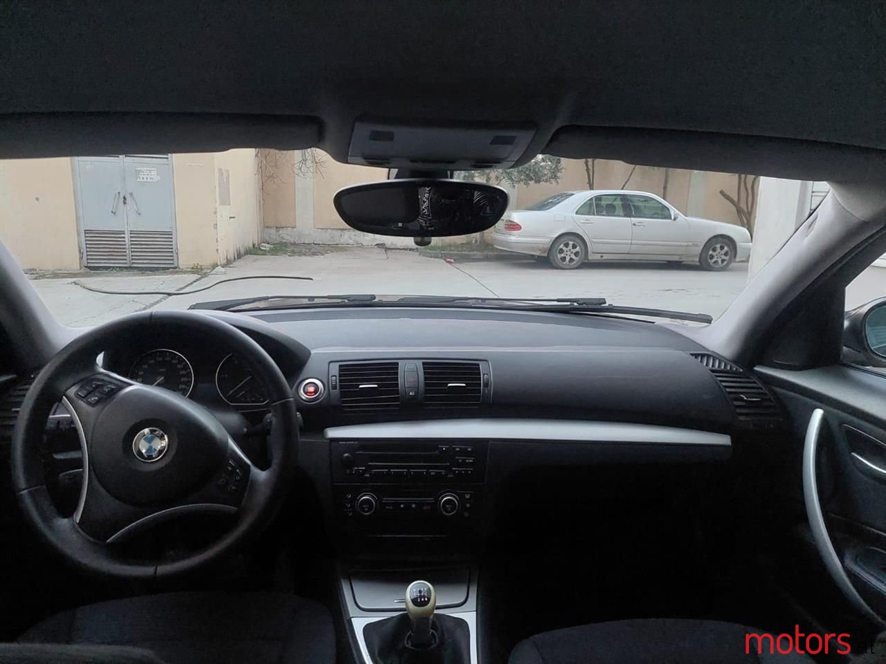 2008' BMW 120 photo #4