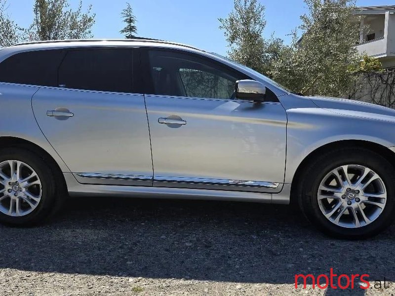 2017' Volvo Xc 60 photo #3