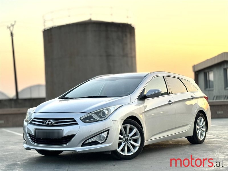 2013' Hyundai i40 photo #1