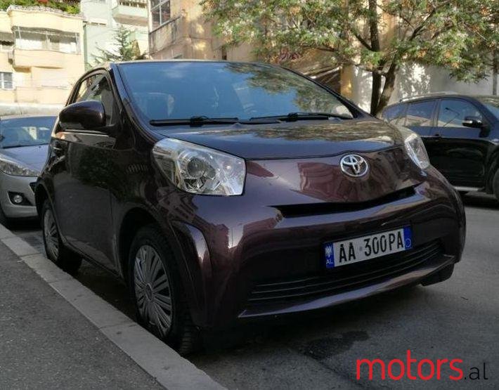 2009' Toyota iQ photo #2