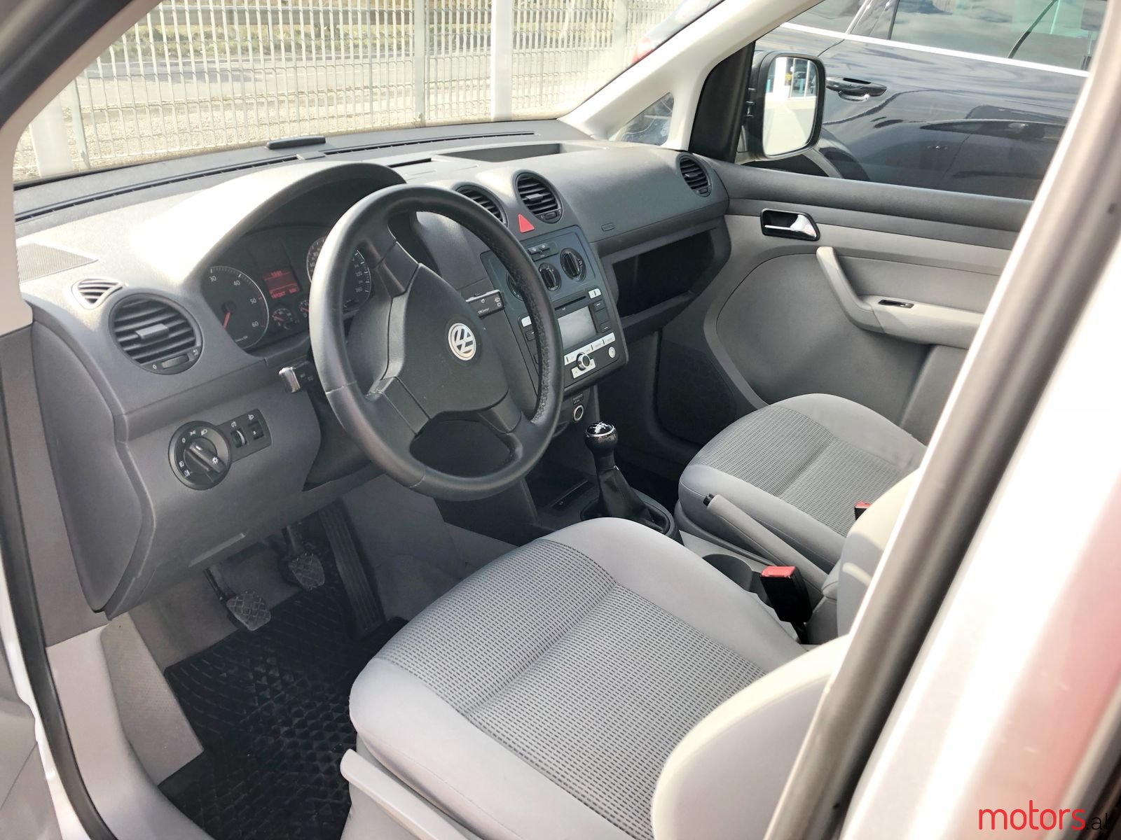 2006' Volkswagen Caddy ska photo #3