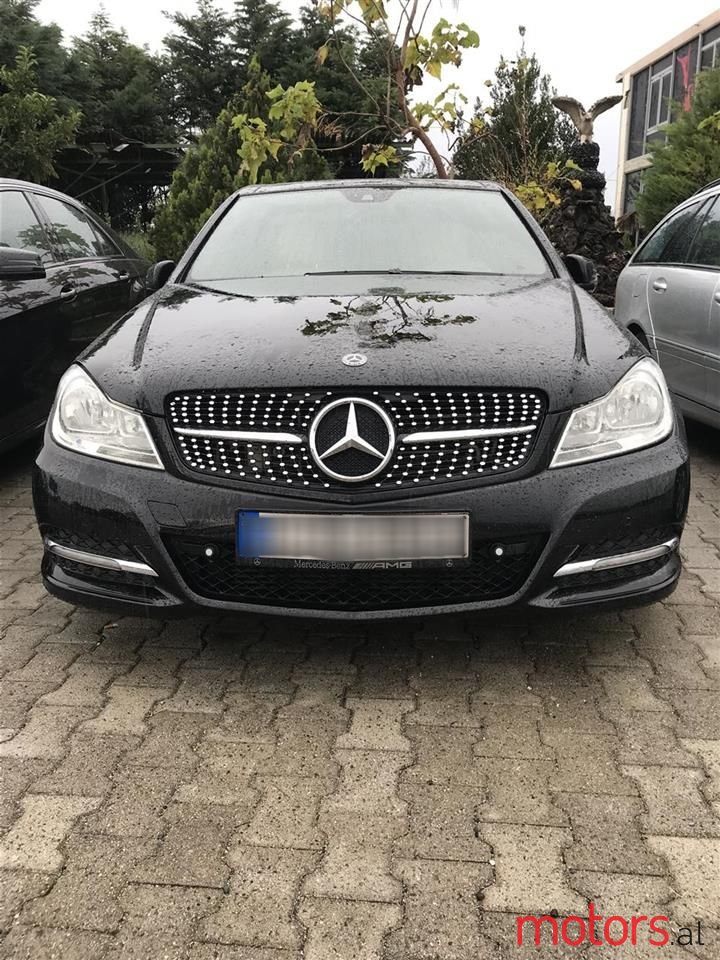 2010' Mercedes-Benz C 350 photo #1