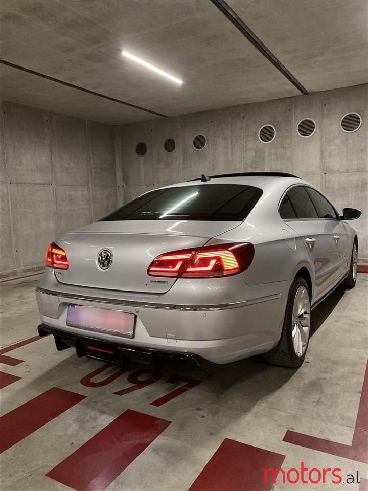 2013' Volkswagen photo #5