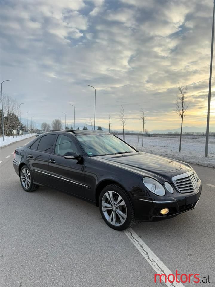 2007' Mercedes-Benz E 200 photo #1