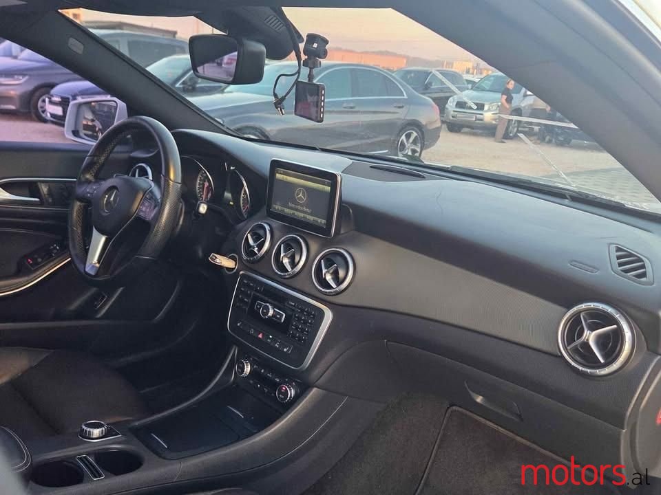 2015' Mercedes-Benz CLA 200 photo #6