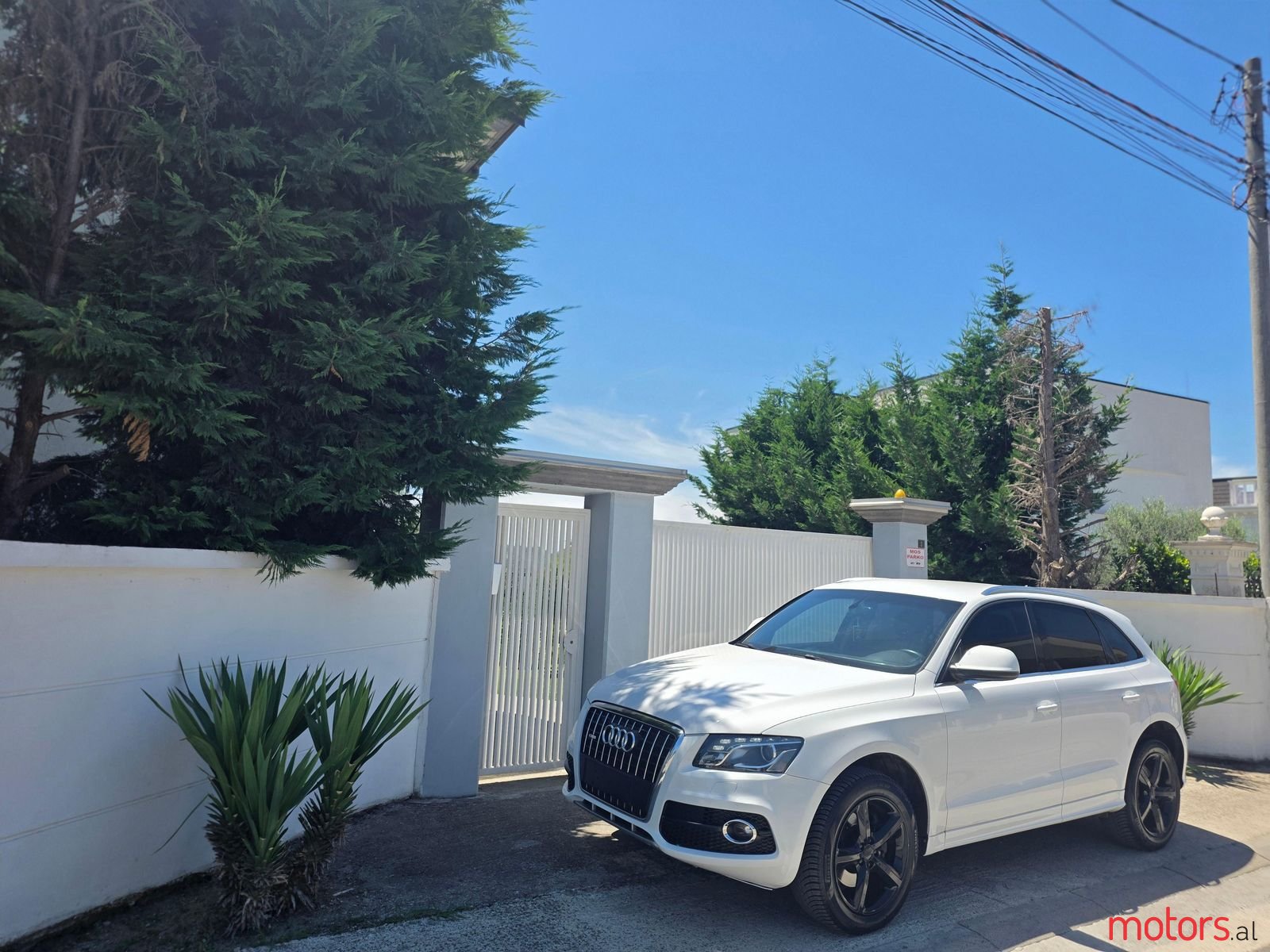 2011' Audi Q5 photo #2