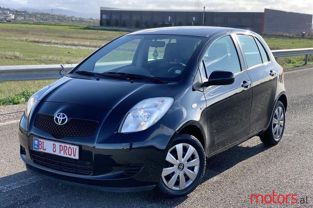 2006' Toyota Yaris photo #1