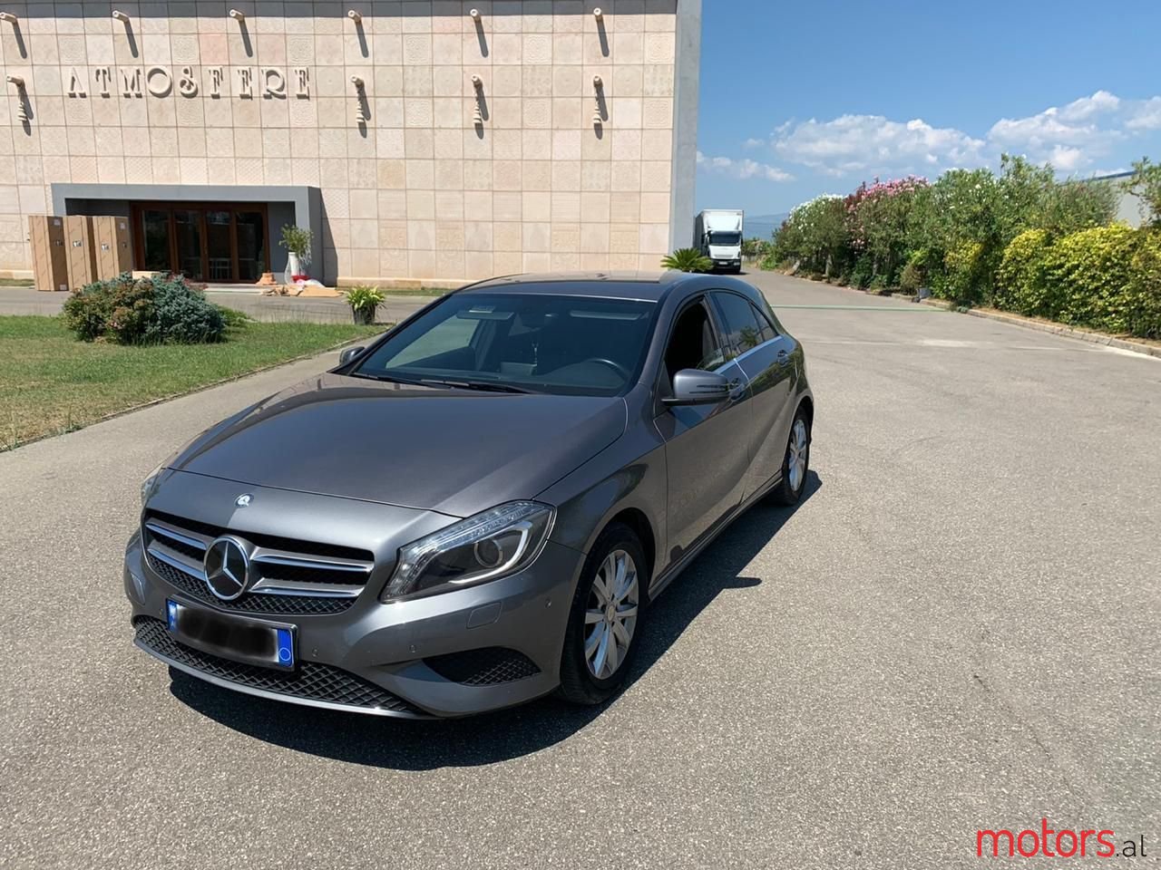 2014' Mercedes-Benz A 180 photo #4
