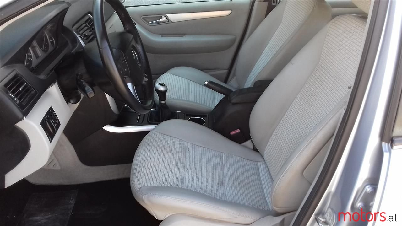 2006' Mercedes-Benz B 200 photo #6