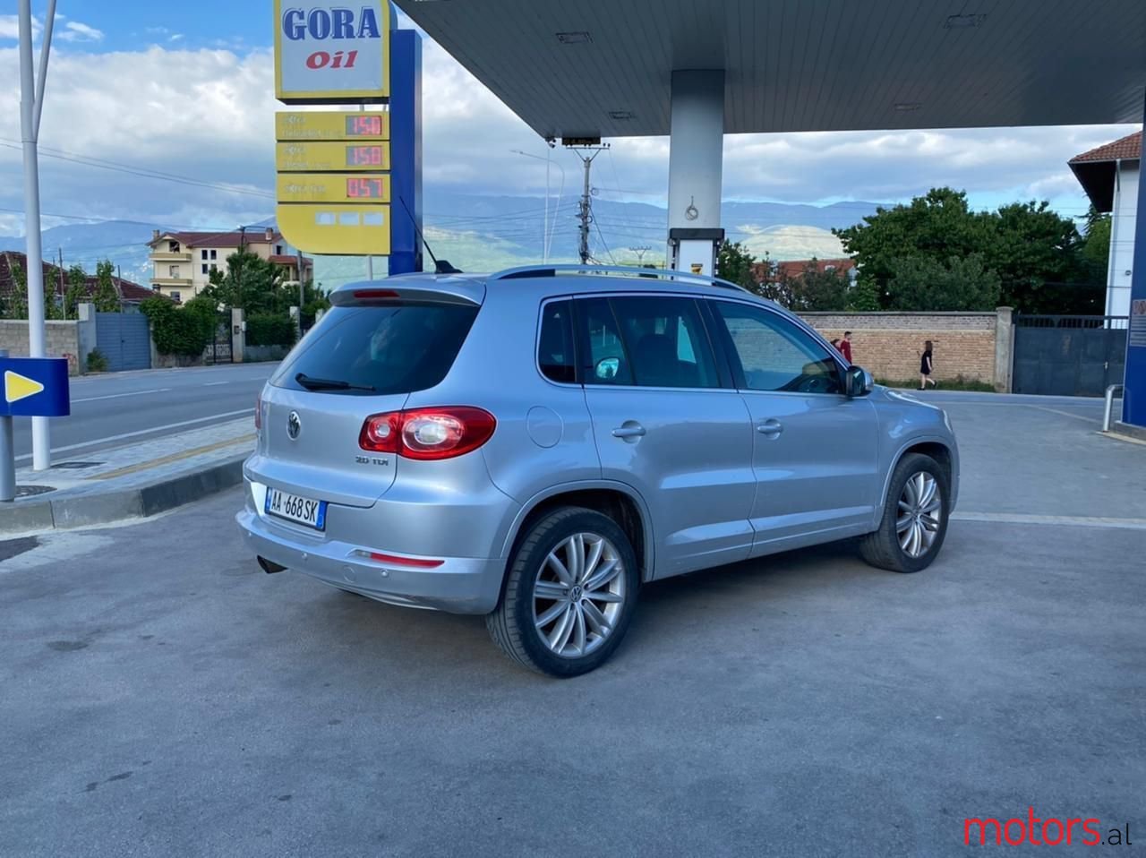 2007' Volkswagen Tiguan photo #1