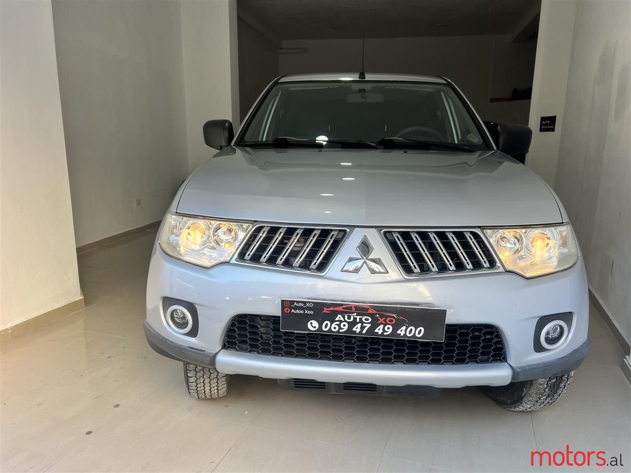 2010' Mitsubishi L200 photo #1