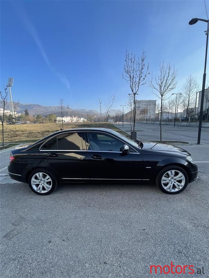 2007' Mercedes-Benz 220 photo #6